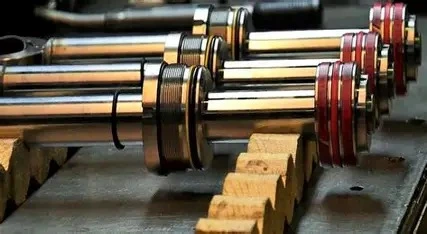Fabricación y reparación de cilindros hidráulicos 5